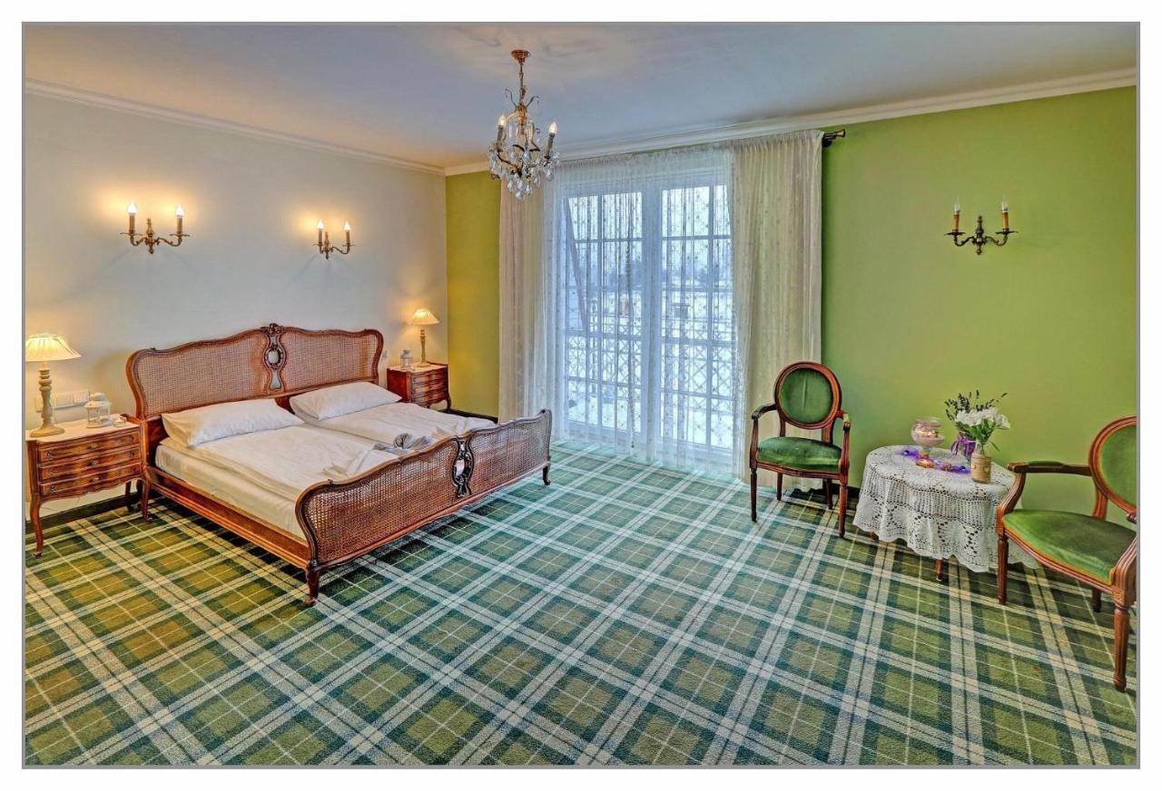 Miod Lawenda Hotel Biardy Екстериор снимка